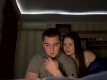 couple Live Xxx Sex & Porn On Webcam With Girls From USA, Europe, Canada And South America with sexyouple