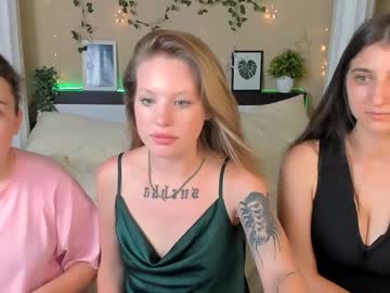 girl Live Xxx Sex & Porn On Webcam With Girls From USA, Europe, Canada And South America with isla_meow