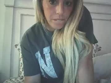 girl Live Xxx Sex & Porn On Webcam With Girls From USA, Europe, Canada And South America with michellee_michaels