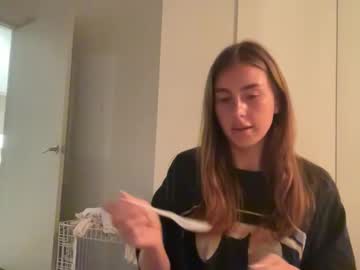 girl Live Xxx Sex & Porn On Webcam With Girls From USA, Europe, Canada And South America with akinkykittyy