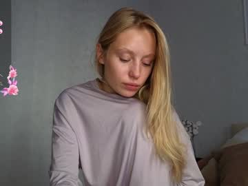 girl Live Xxx Sex & Porn On Webcam With Girls From USA, Europe, Canada And South America with white_lime