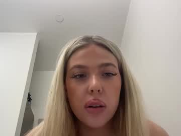 girl Live Xxx Sex & Porn On Webcam With Girls From USA, Europe, Canada And South America with emabluee2