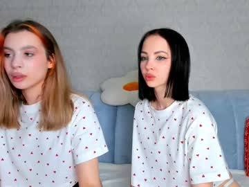 couple Live Xxx Sex & Porn On Webcam With Girls From USA, Europe, Canada And South America with misseliss