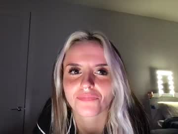 girl Live Xxx Sex & Porn On Webcam With Girls From USA, Europe, Canada And South America with chandraxo