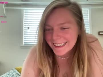 girl Live Xxx Sex & Porn On Webcam With Girls From USA, Europe, Canada And South America with honeymoore