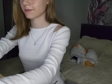 girl Live Xxx Sex & Porn On Webcam With Girls From USA, Europe, Canada And South America with lowress