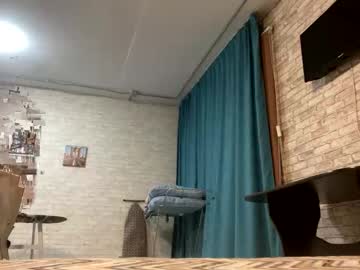 couple Live Xxx Sex & Porn On Webcam With Girls From USA, Europe, Canada And South America with merycouple